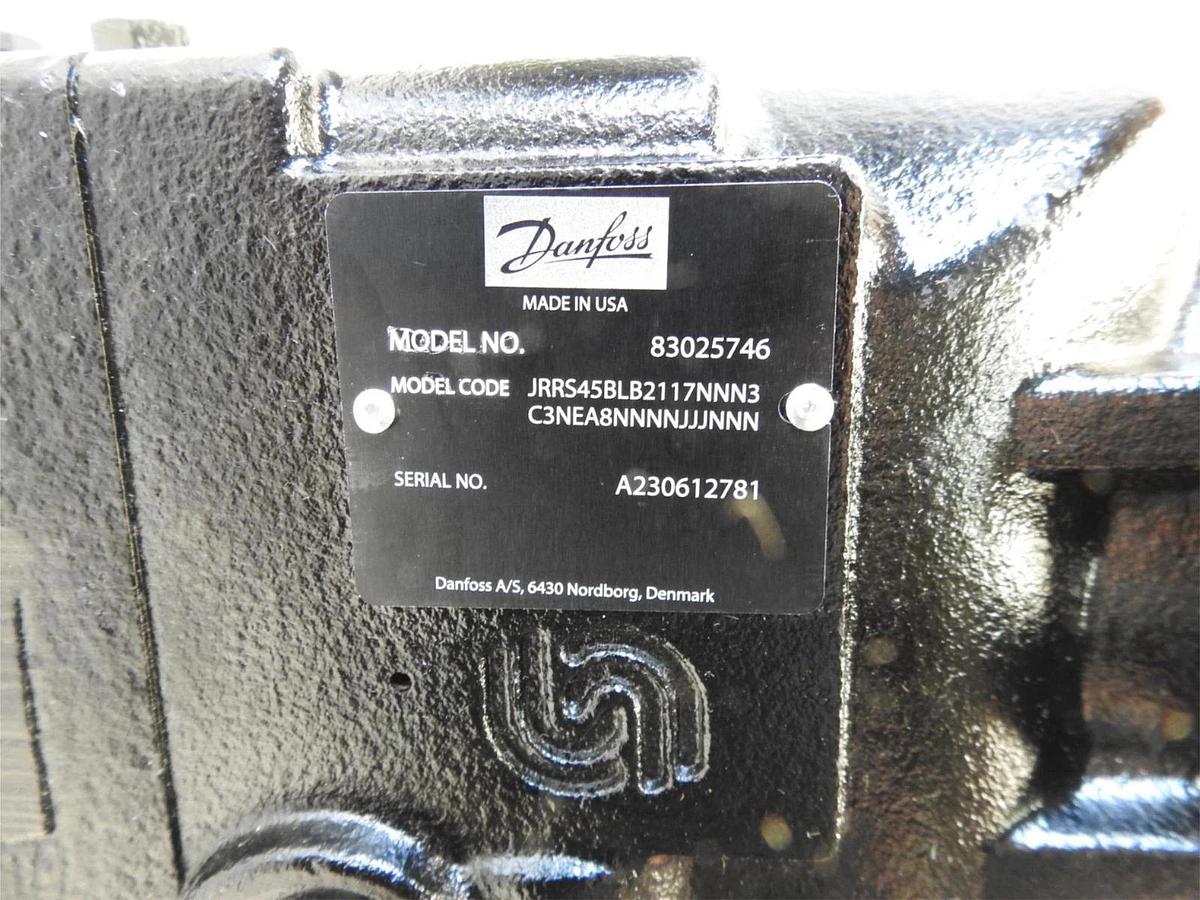 New Oem Danfoss 83025746 Hydraulic Piston Pump A230612781