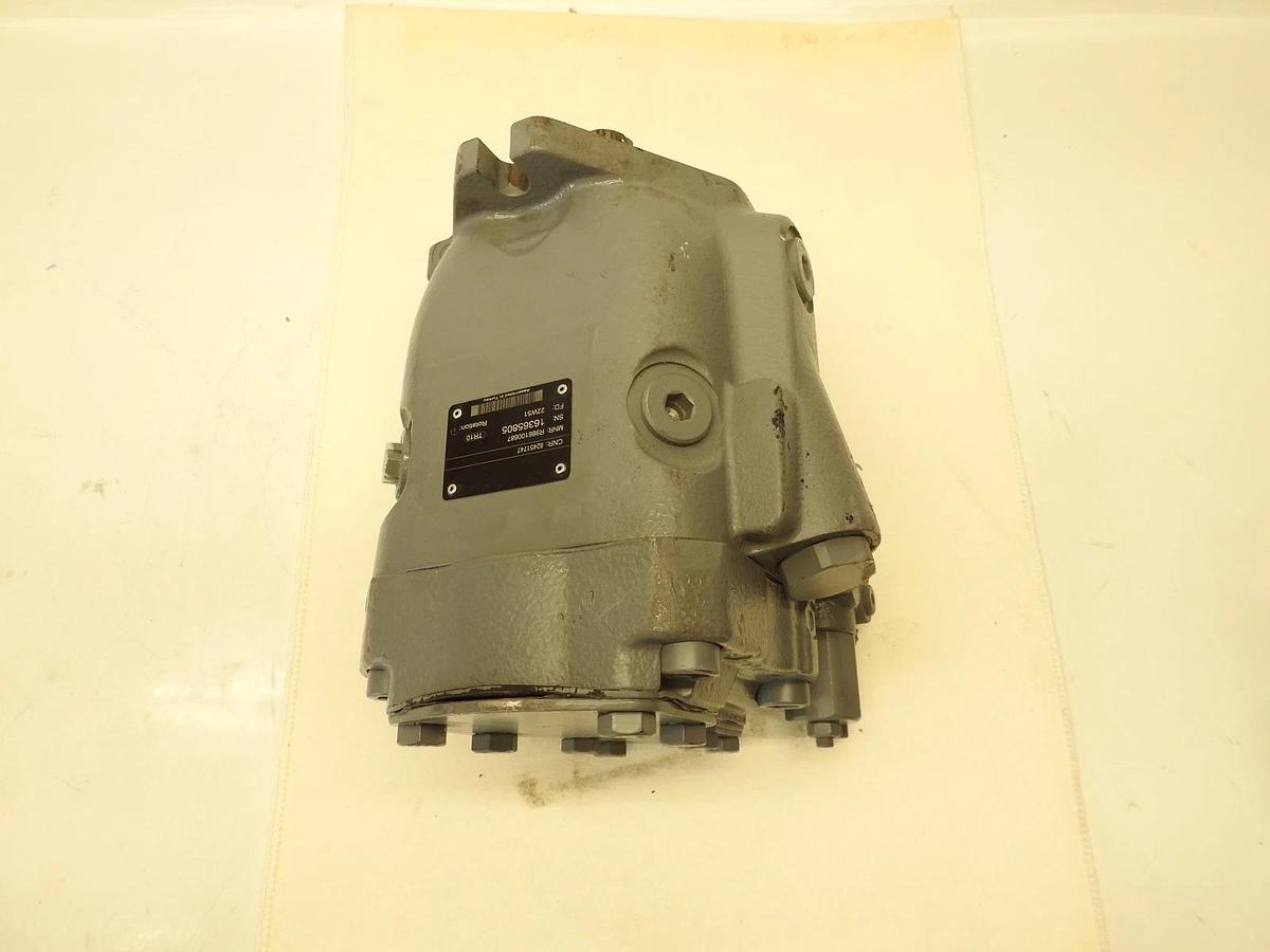 New Oem Rexroth R986100687 82451747 Piston Pump