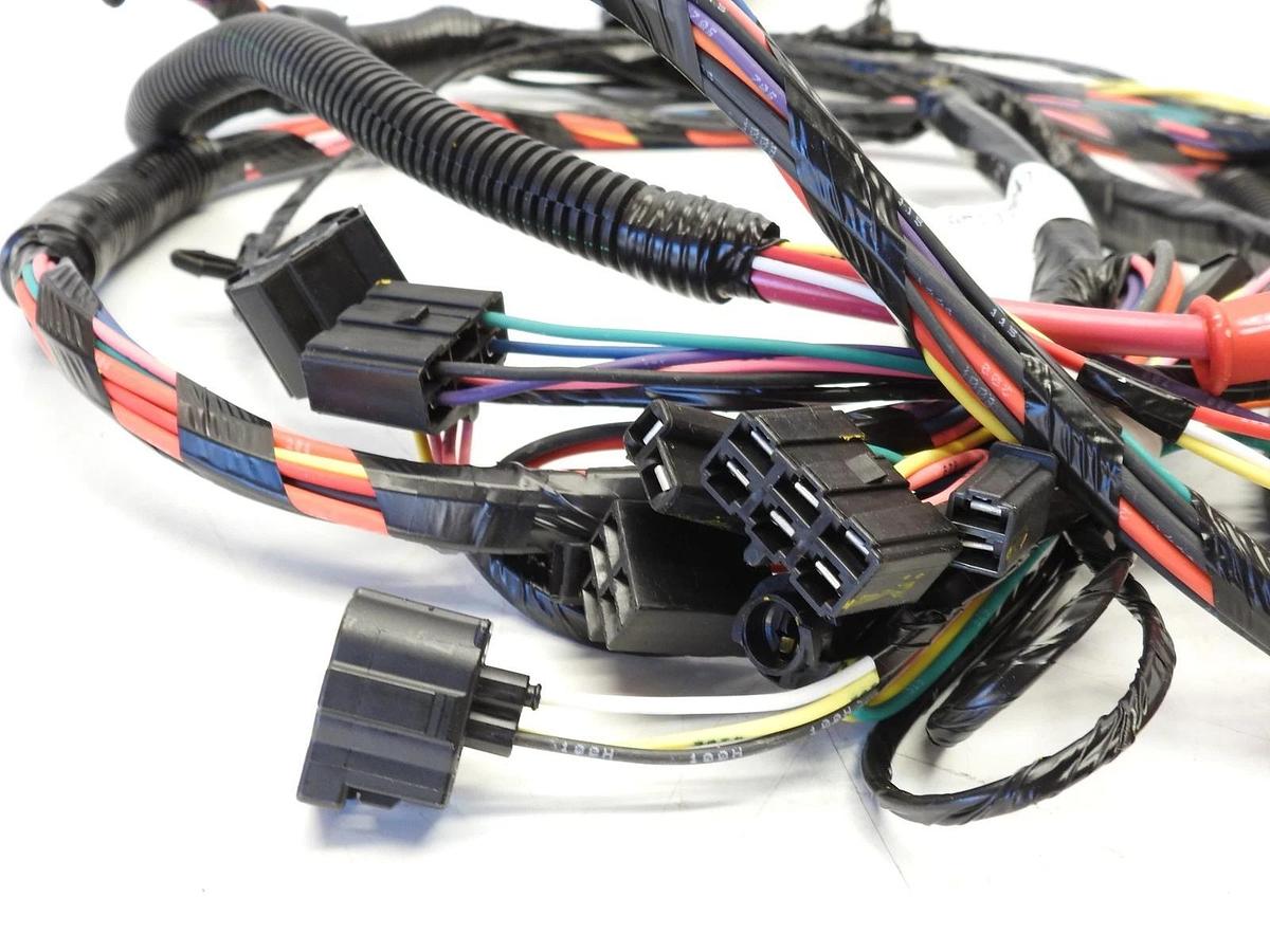 New Oem John Deere Original Equipment Wiring Harness #AM137047