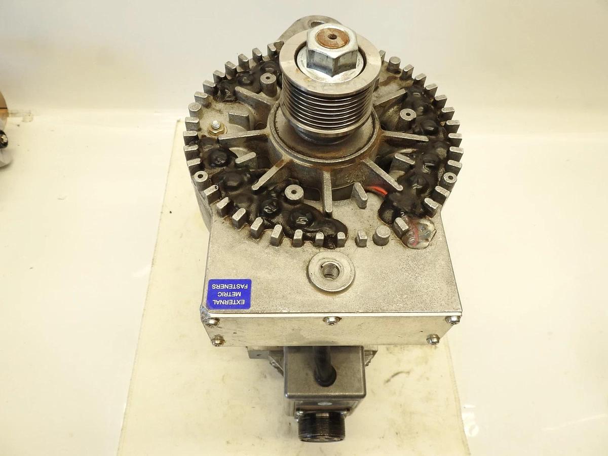 C.E. Niehoff C690 40Amp 375V Brushless Alternator