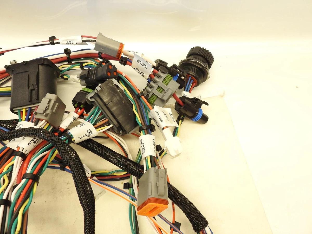 New Genuine JLG 1001299369 HARNESS,CAB POWER DISTRIBUTION