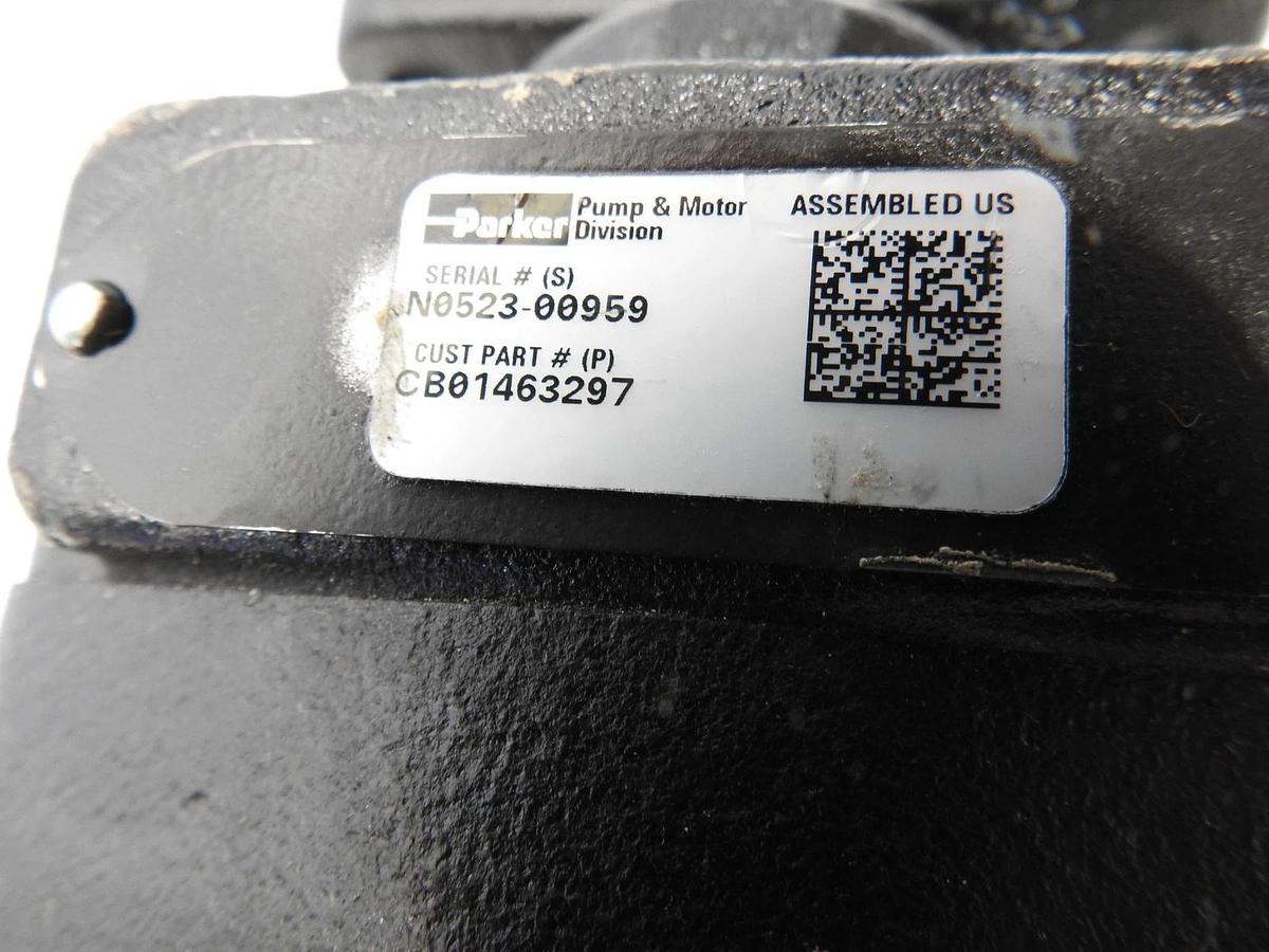 New Oem Parker John Deere CB01463297 Hydraulic  Motor