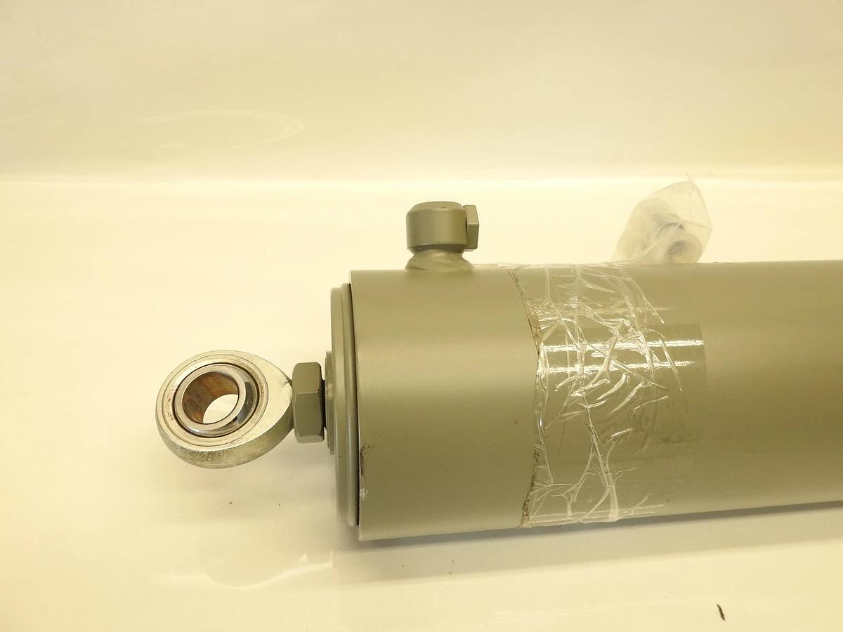 New Systems Inc 0521-0235 Hydraulic Cylinder 35WD19.50-137 681018
