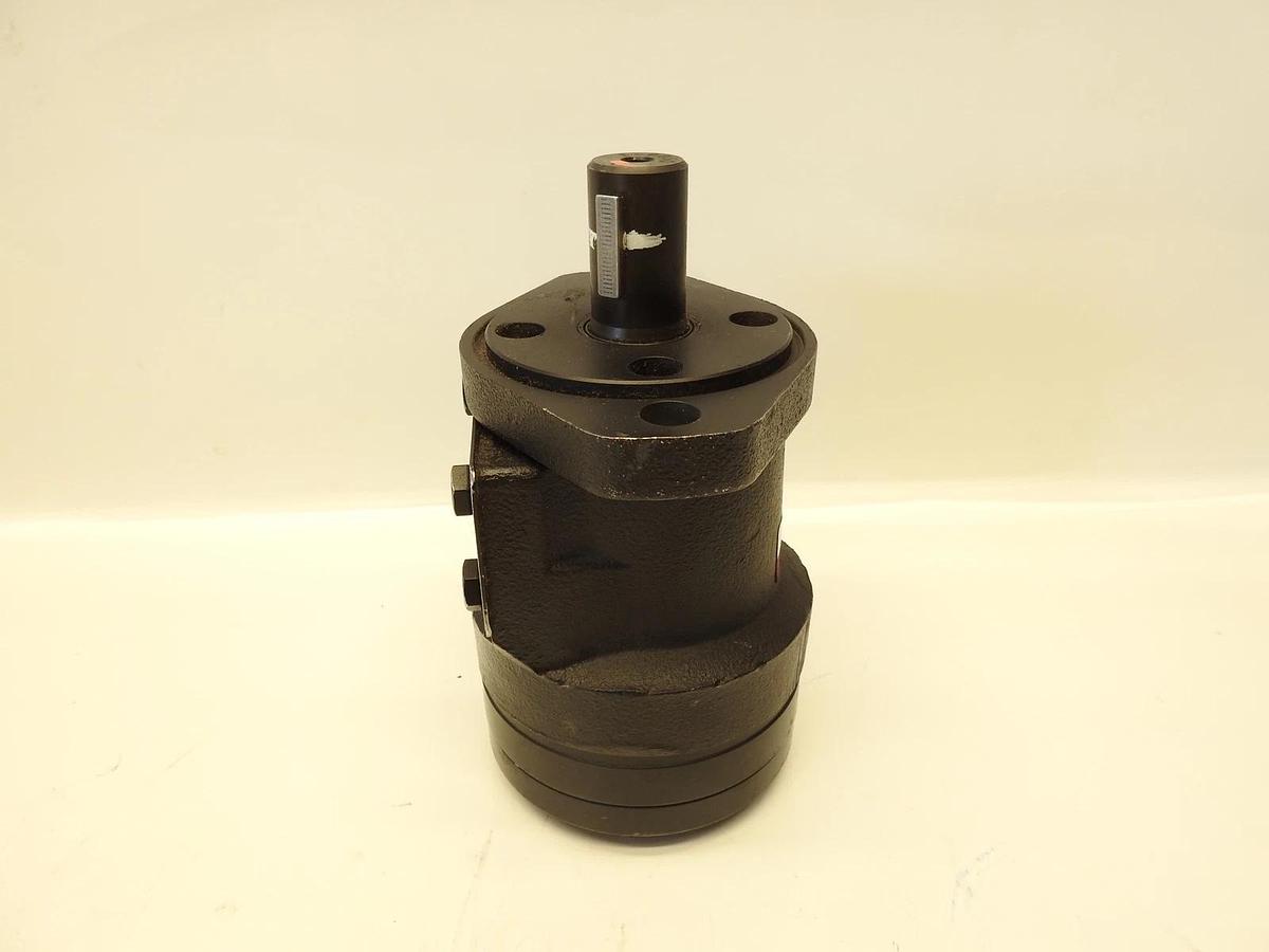 NEW OEM Char-Lynn 103-1544-012 / Eaton 103-1544-012 Motor