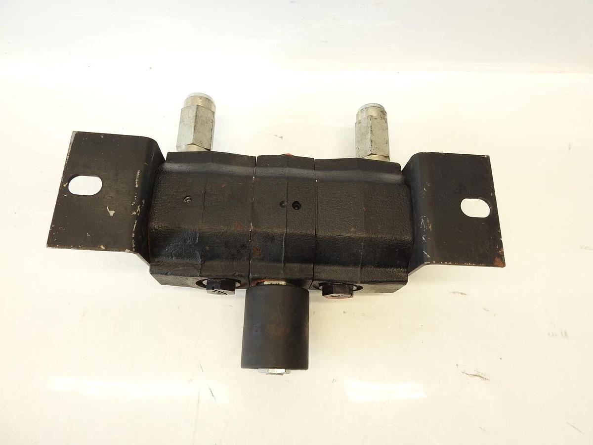 New Genuine Oem Haldex 110102 148387 Concentric Rockford Hydraulic Flow Divider