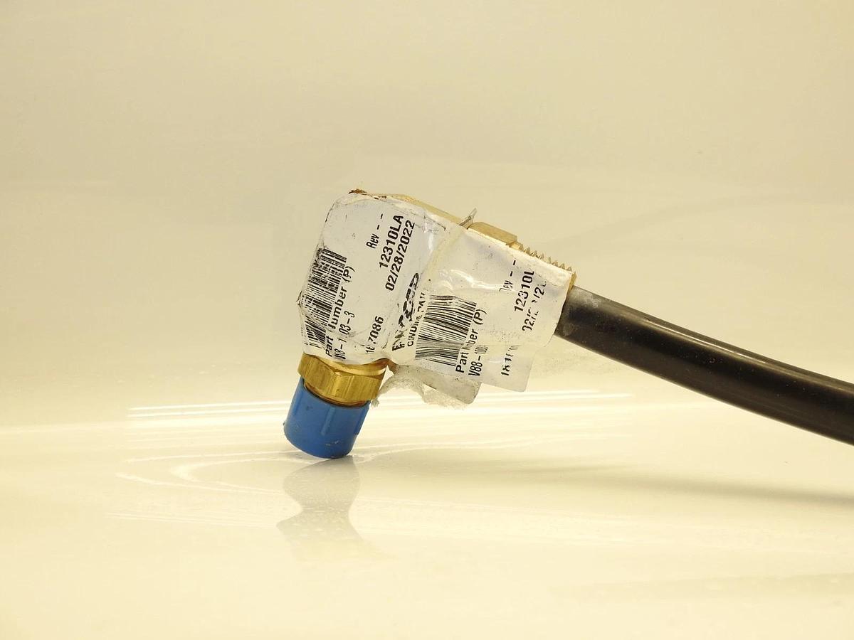OEM Paccar V88-1003-3 Dynacraft Fuel Draw Tube Assembly #8 W/90