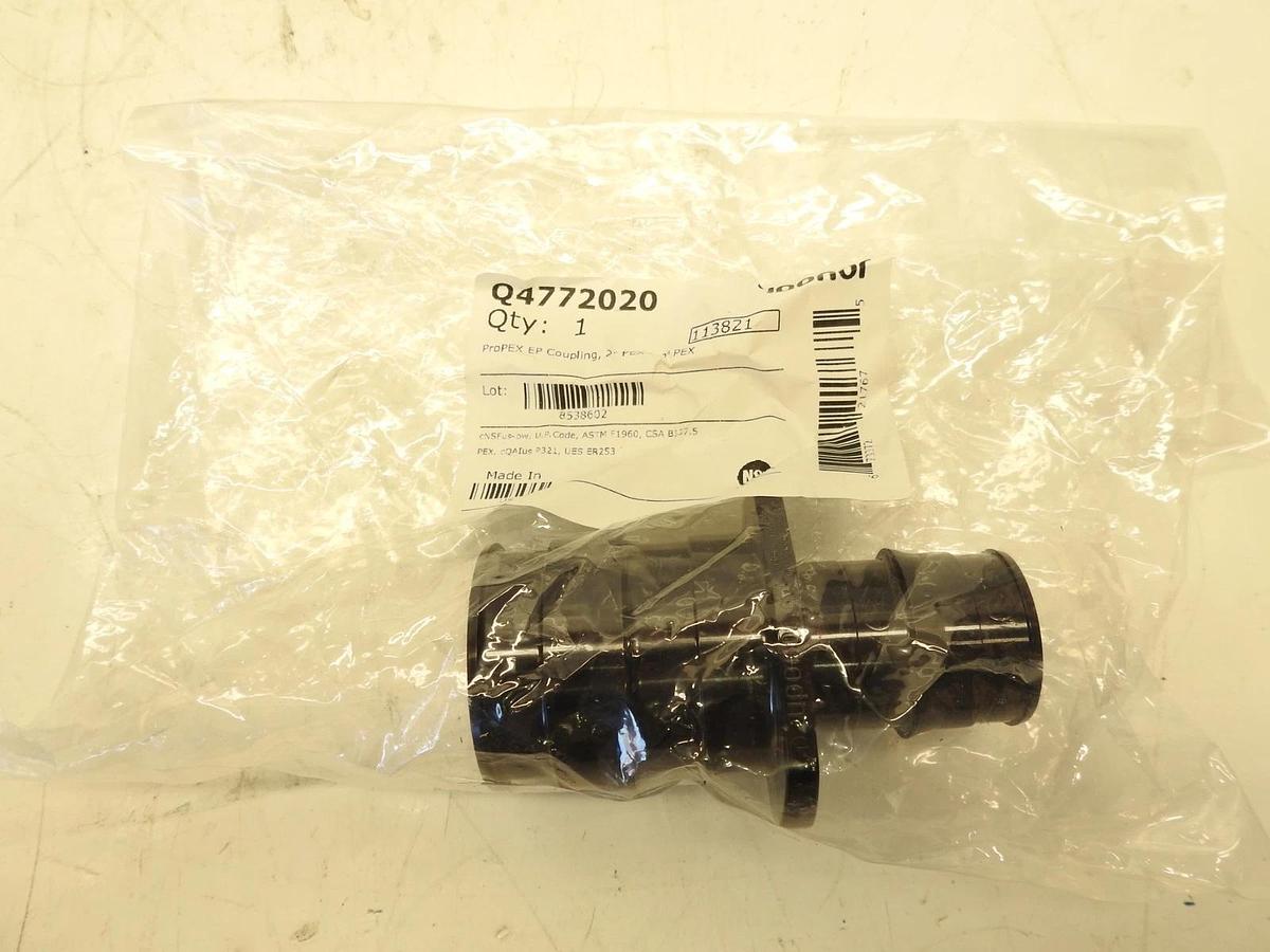 Lot Of 7 Uponor ProPEX Plastic Coupling Black 2" - Q4772020