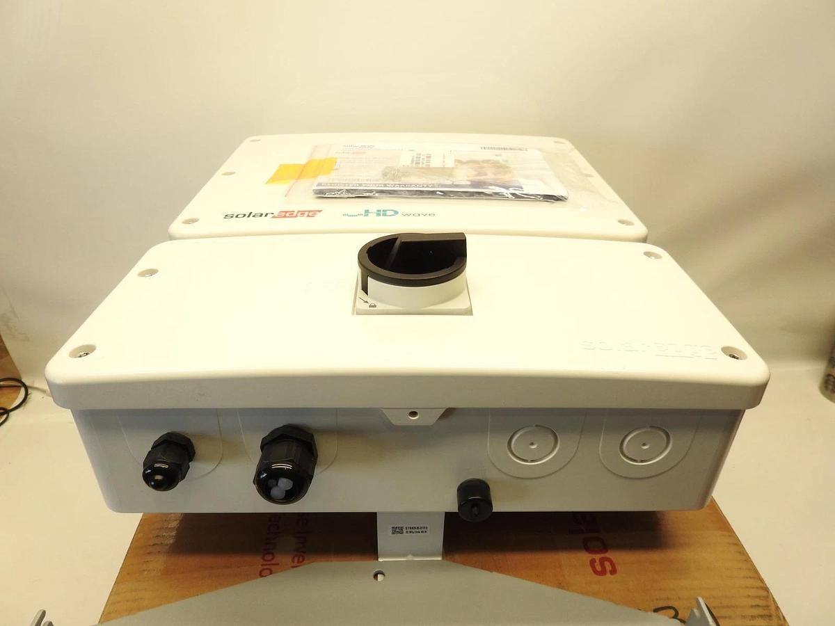 New Solaredge SE6000H-US000BNU4 Single Phase Wave Inverter