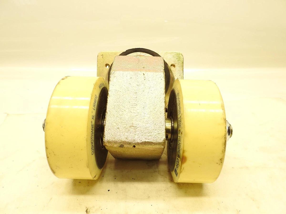 New Genuine Hyster 4187646 CASTER
