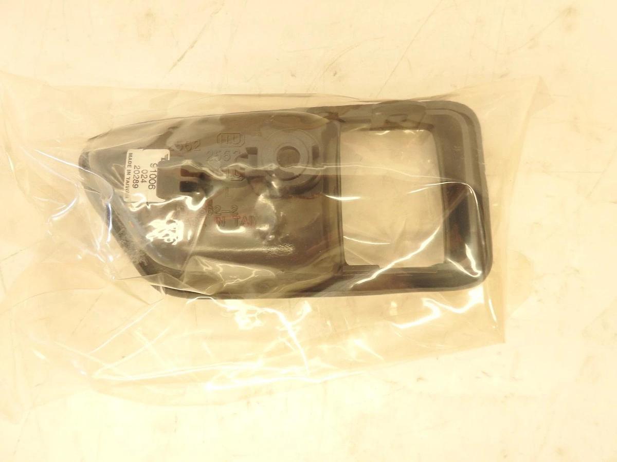 Dorman 91006 Interior Door Handle Left Front/Rear Bezel Smooth Gray