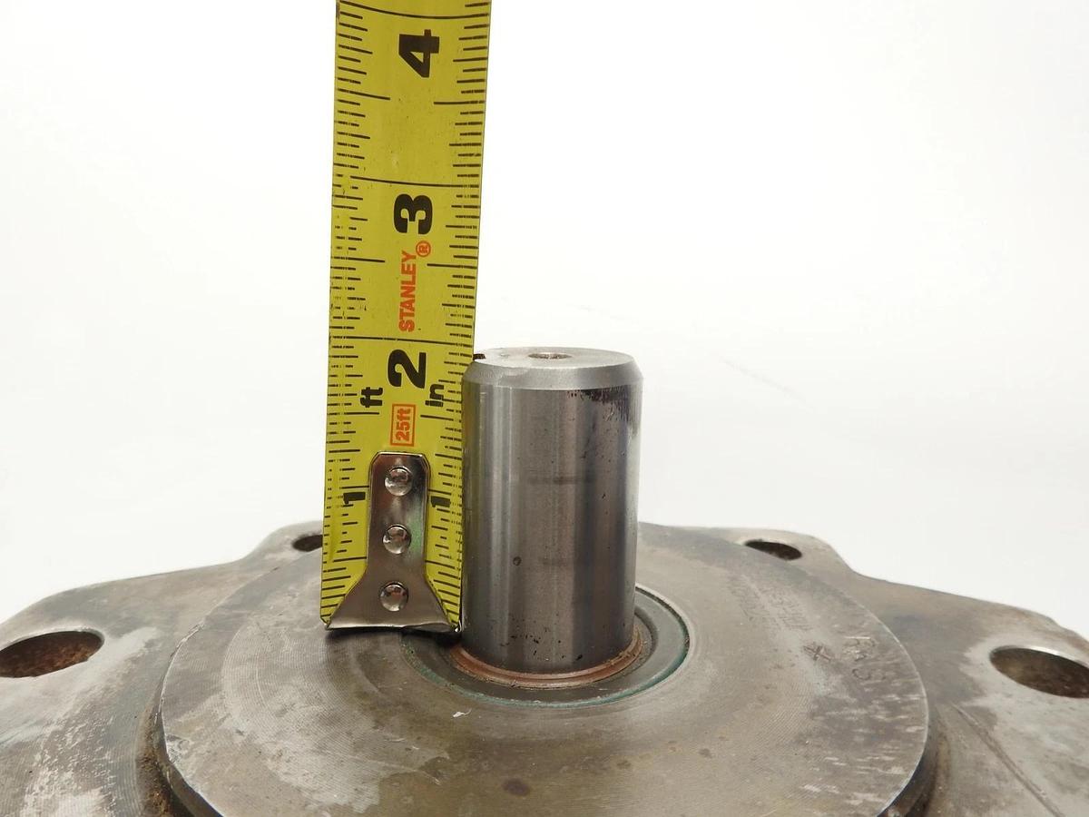 New Geartek 720898 Hydraulic Pump Keyed Shaft