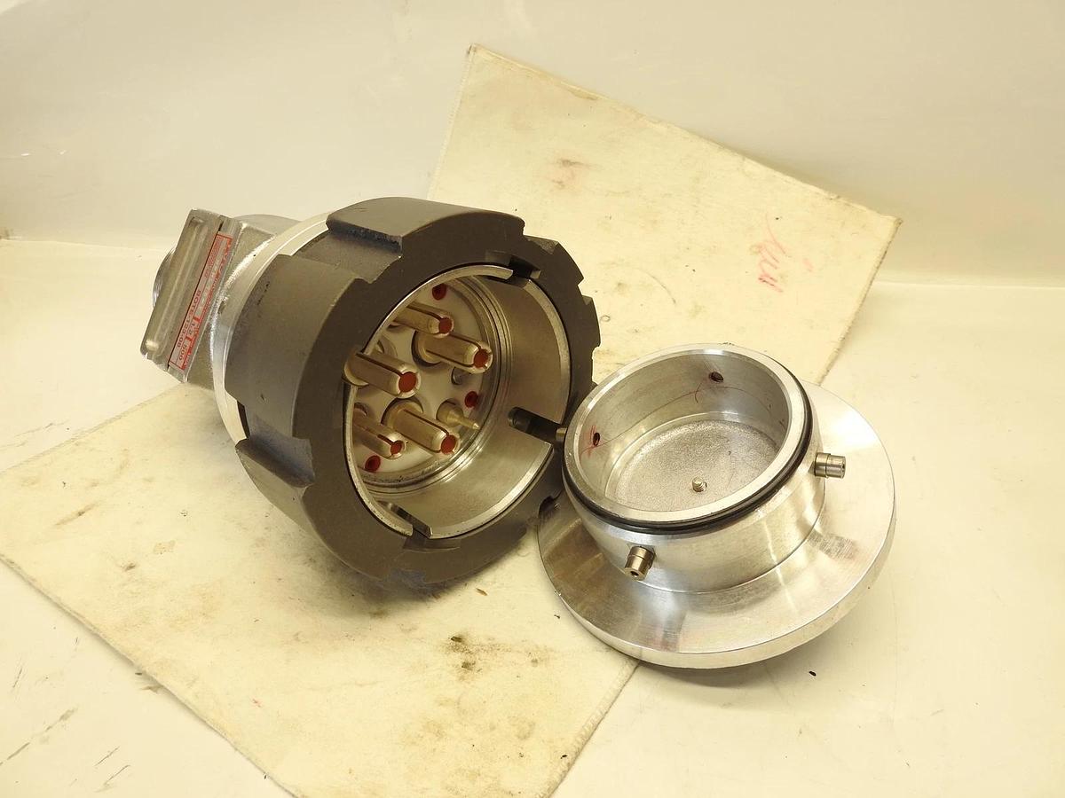 New TJB inc Coupler BOTE-123-08 MPML1B-2  1.2 KV  500 AMPS