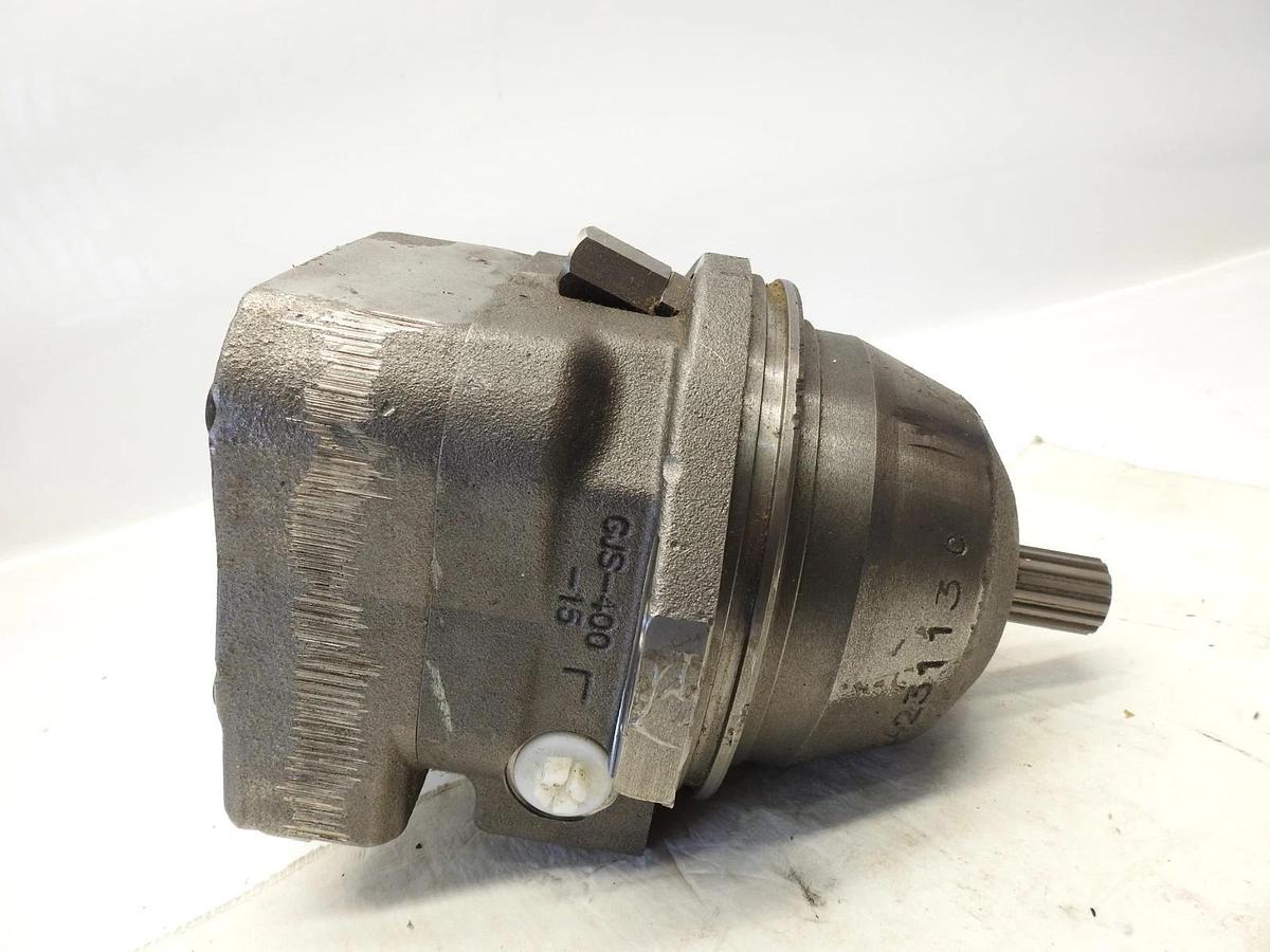 2 Bolt Hole Cat Rexroth 2465743 S400  2423113  Hydraulic Piston Pump