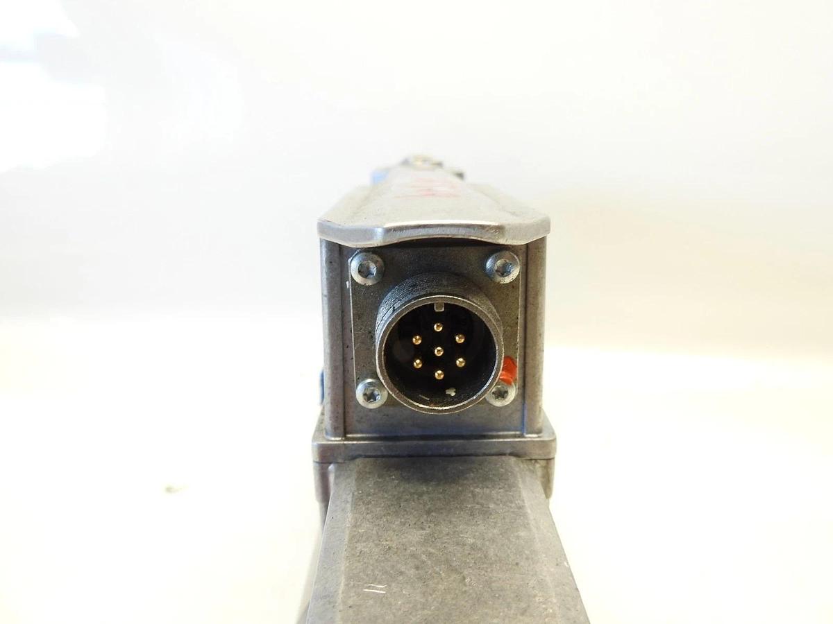 AS IS Rexroth R901553965 4WREF 10 E3 75-30/V24CA1 Proportional Directional Valve