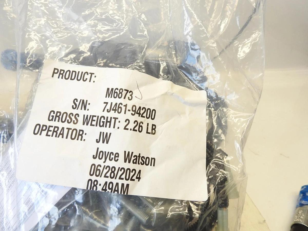 New Oem Kubota M6873 Valve Accumulator And Hoses For M4-061 / M4-071  LA1154 Loa