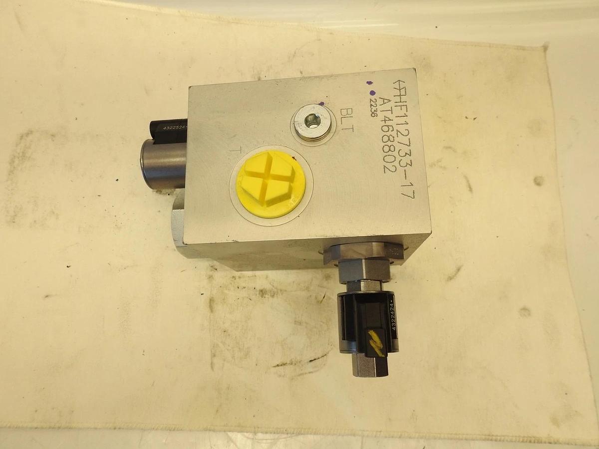 Oem John Deere Valve, Hst Tank and Cooler Bypass 850 AT468802  HF112733-17