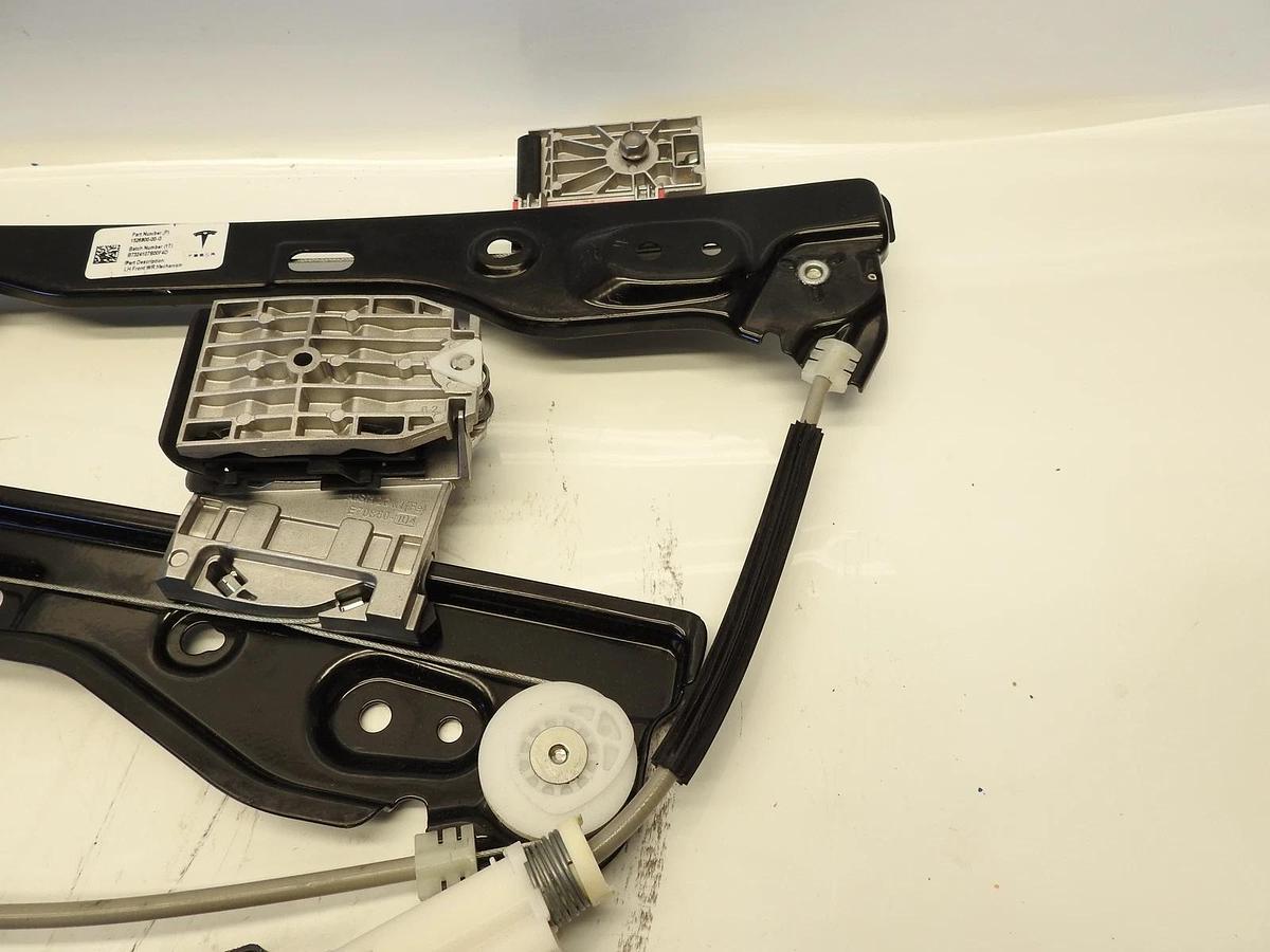NEW OEM Tesla Model Y Rear Left Door Glass Regulator 1526800-00-G