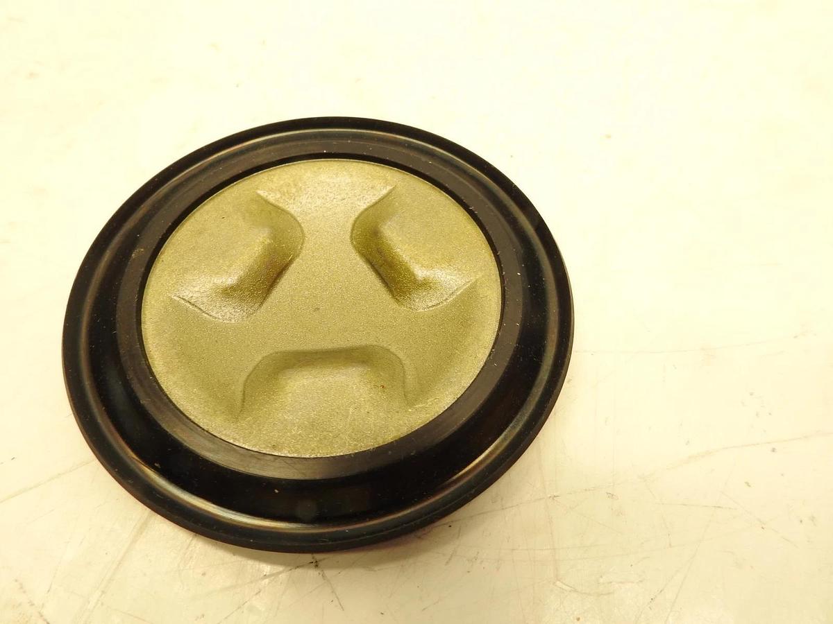 LOT OF 10 NEW 76885 PAFT OIL SEAL/ PISTON COVER