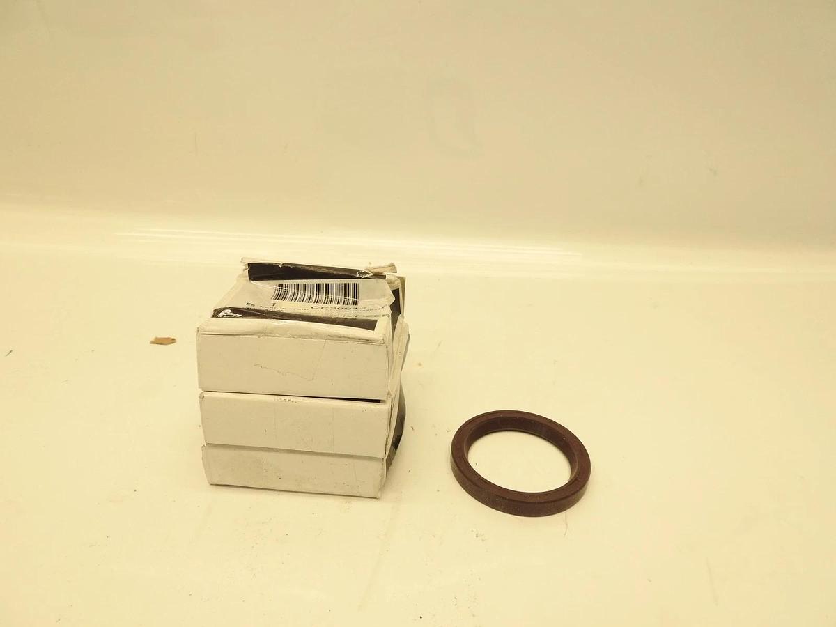 Lot Of 3 Oem John Deere John Deere Original Equipment Seal #CE20014