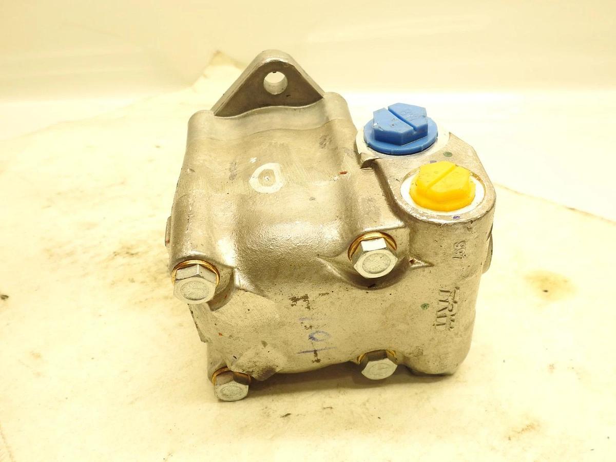 New Oem TRW Peterbilt PS3224-18R101 Power Steering Pump