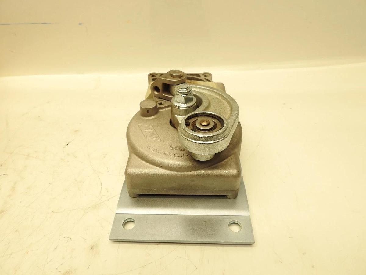 New AMI 379160 Gearbox With Curved Link and Arm "A"*