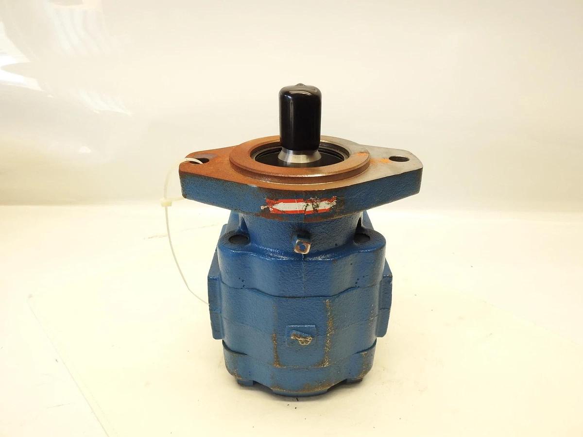 New Permco 5000 Series Hydraulic Motor M5000A886ADDE17-32  BP94314