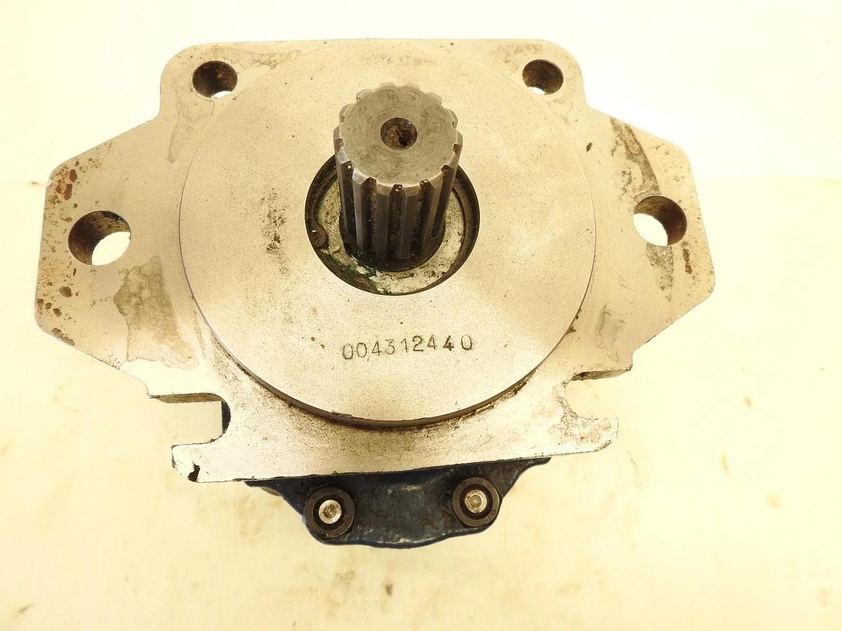 New Ronzio Hydraulic Motor 033W0MC30K6PJT17VH Splined Shaft 6 Bolt Hole