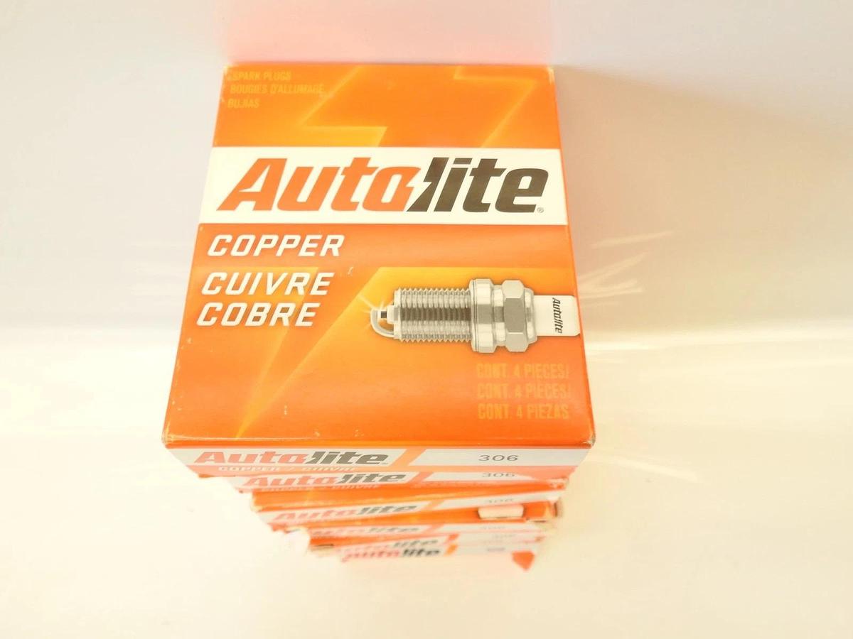Lot Of 28 Autolite Copper Core 306 Spark Plugs for A9 6004 511 48 3210 Ignition