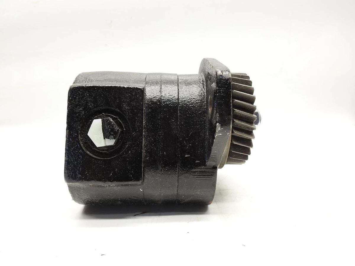 New Genuine Oem John Deere AT380049 Fan Drive Hydraulic External Gear Pump