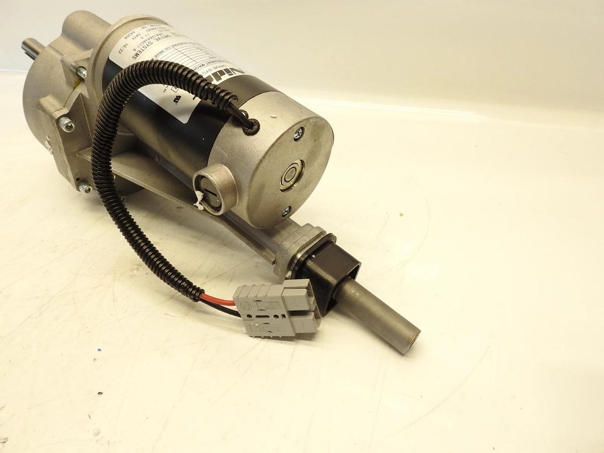New Nidec Drive Systems SMD005 Transaxle 2435 RPM 36VDC  6 Amps .22HP  244126438