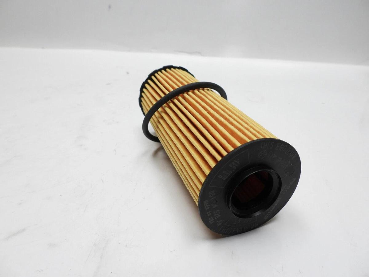 Oil Filter 8Ea M0-744 Dodge Chrysler Jeep Ram OEM 3.6 Engine 68079744AD New
