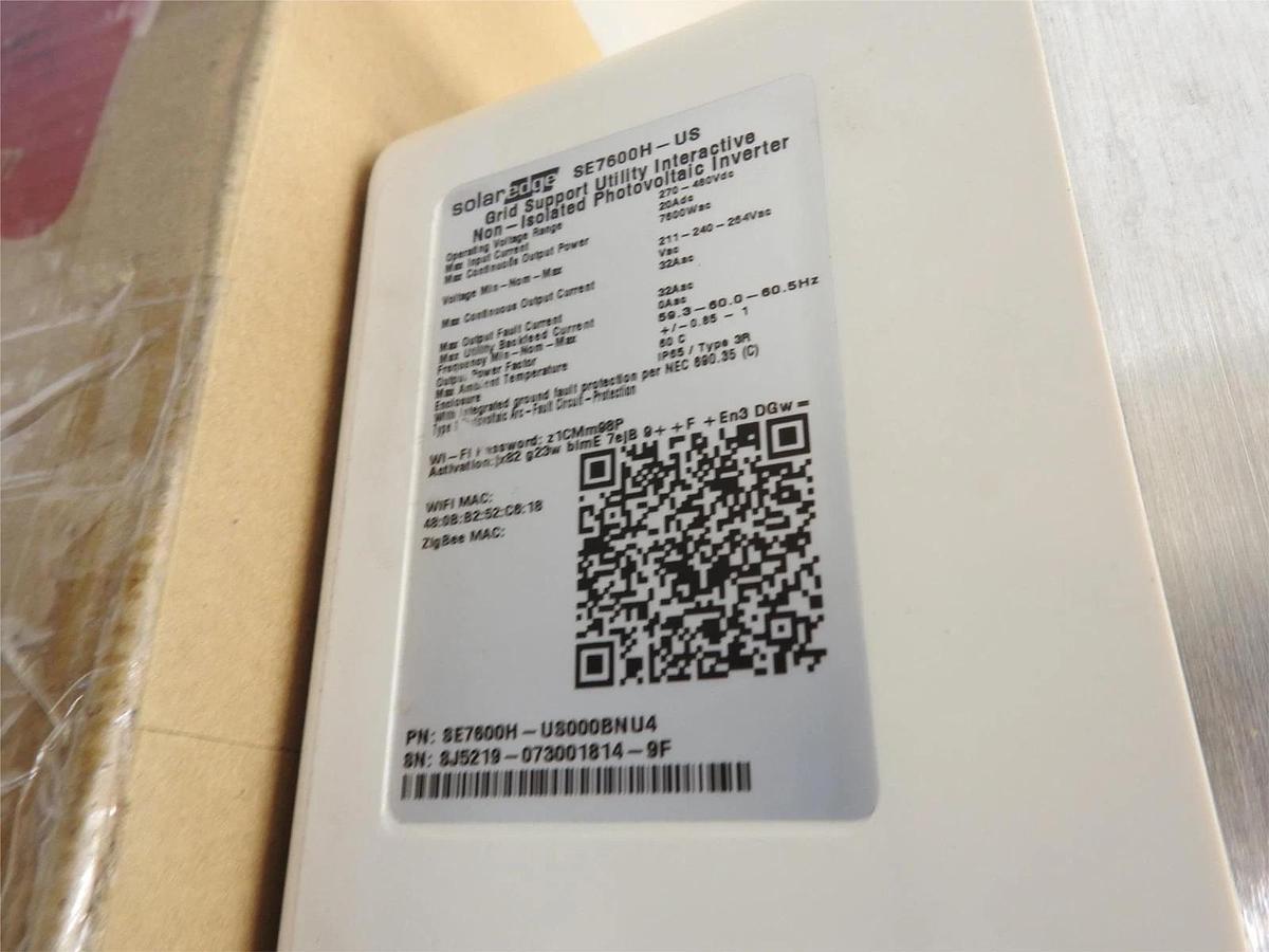 AS IS SolarEdge - SE7600H-US000BNN4 HD Wave Solar Single Phase Inverter