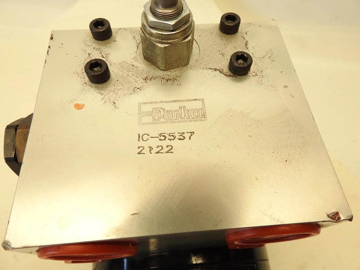 New Oem Parker tf0280jk080habl Hydraulic Motor With Parker IC-5537 Valve Block