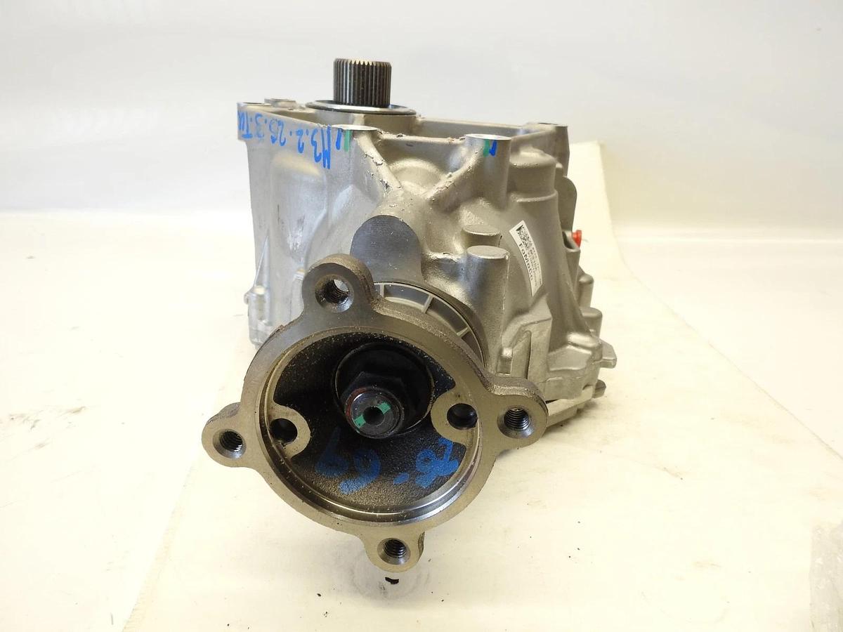 New Oem Ford AT43-7251-EM Transfer Case Power Take Off For 2016-2019 Ford Explor