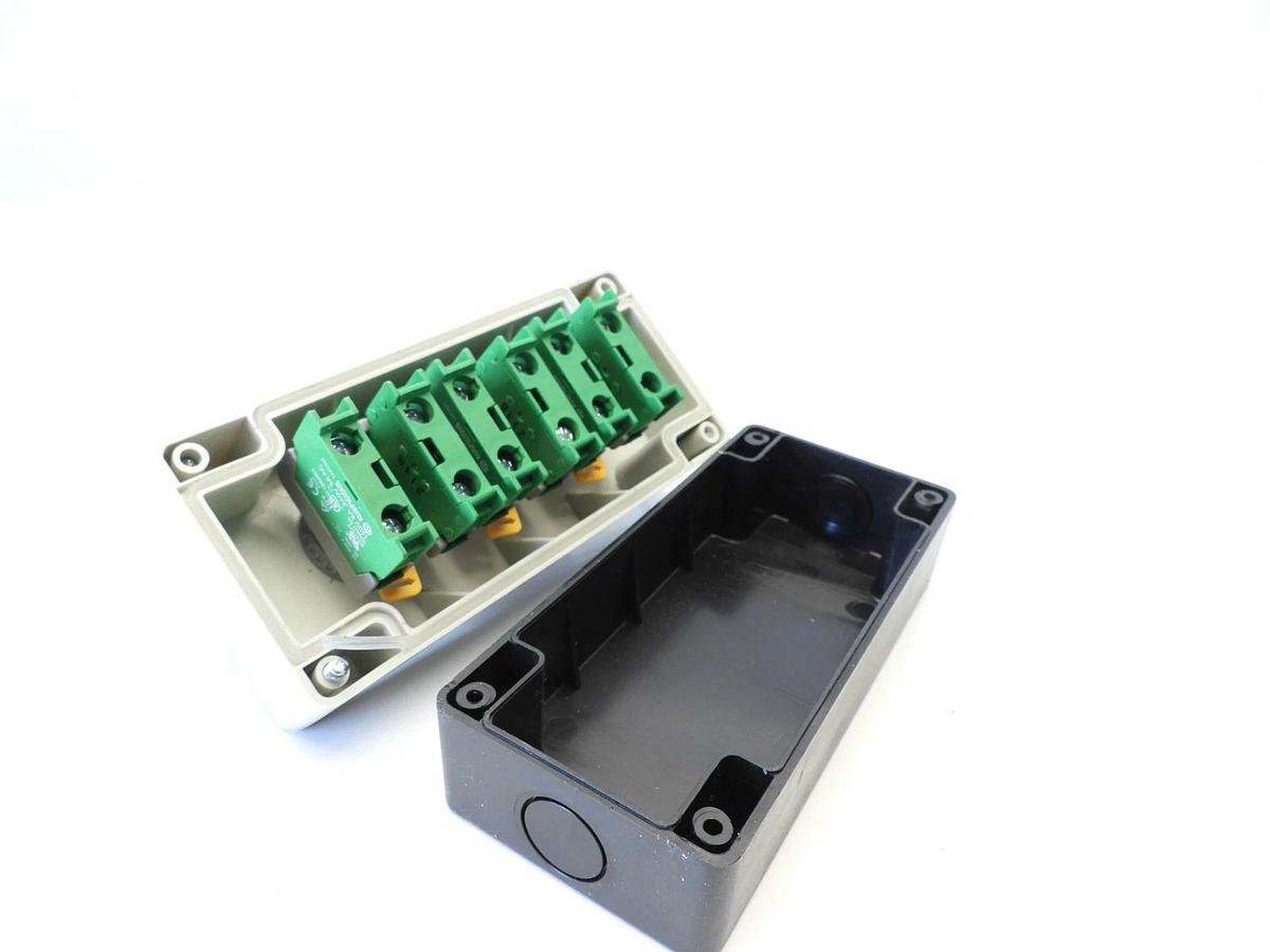 New PatLite VSST-3-3-RYG 3 Position Control Box
