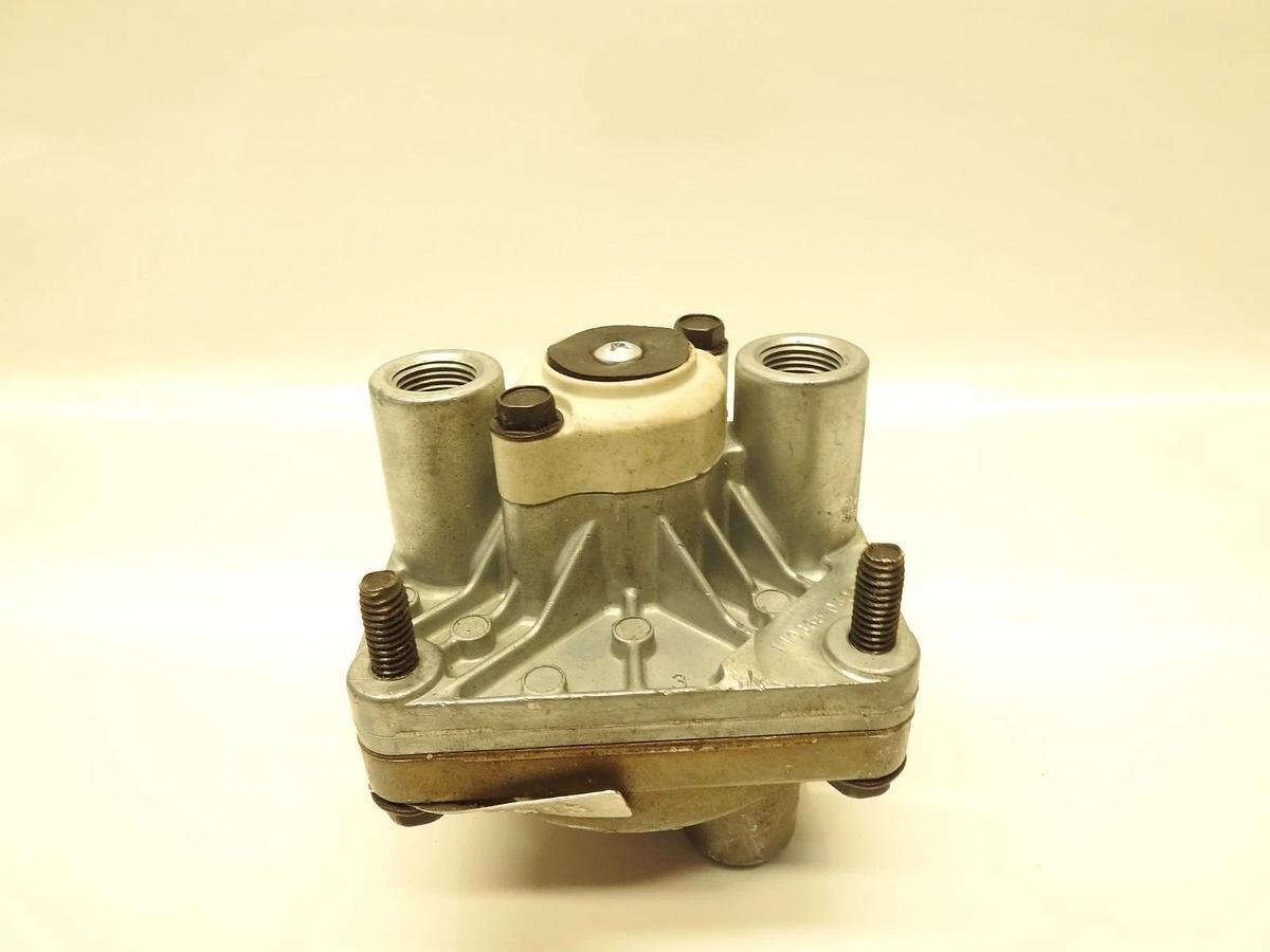 New SEALCO 110380 SERVICE RELAY VALVE- 4 PORT RV015