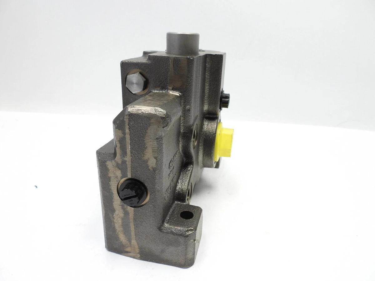 New Valve Section 463 0650 062421 0651902