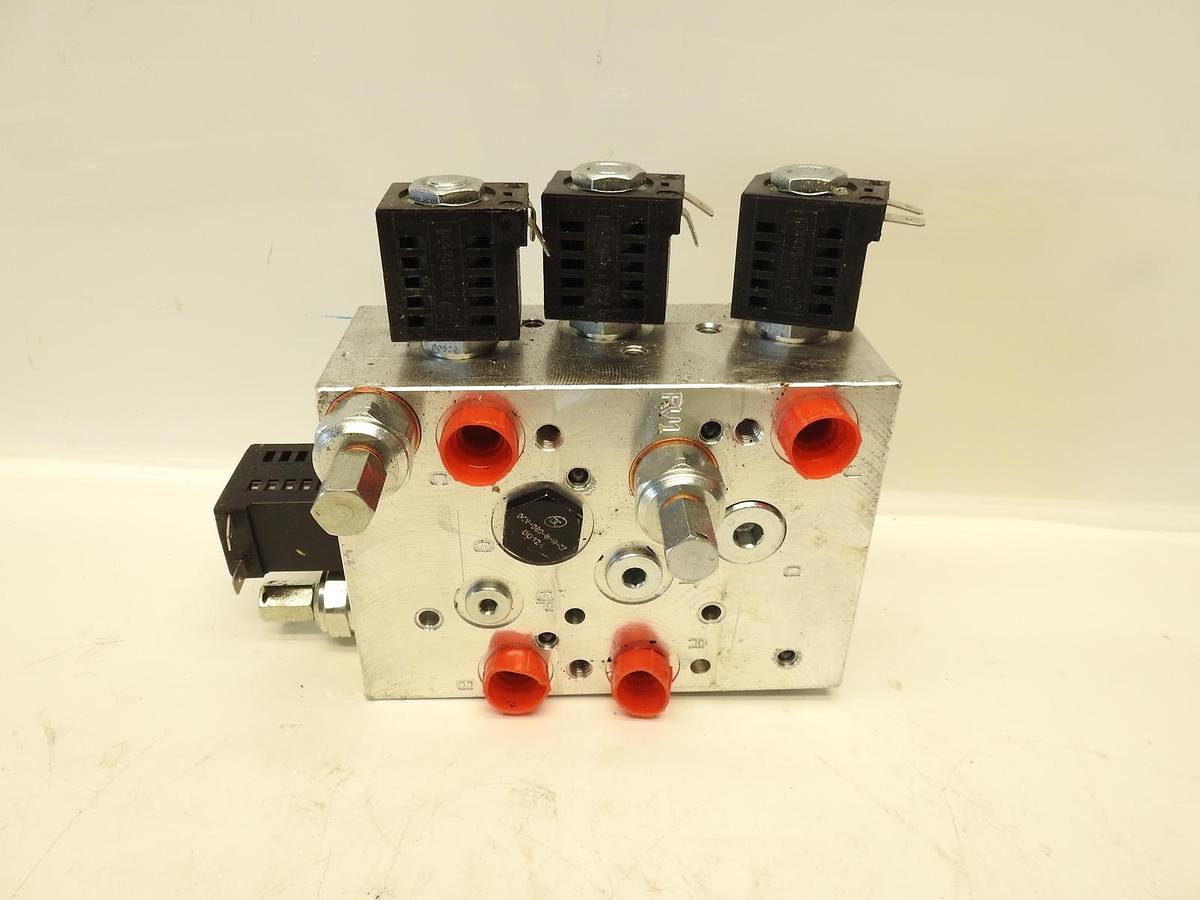 New Oem Genie JLG Terex Hydraulic Valve Assy 24627AE 24058457