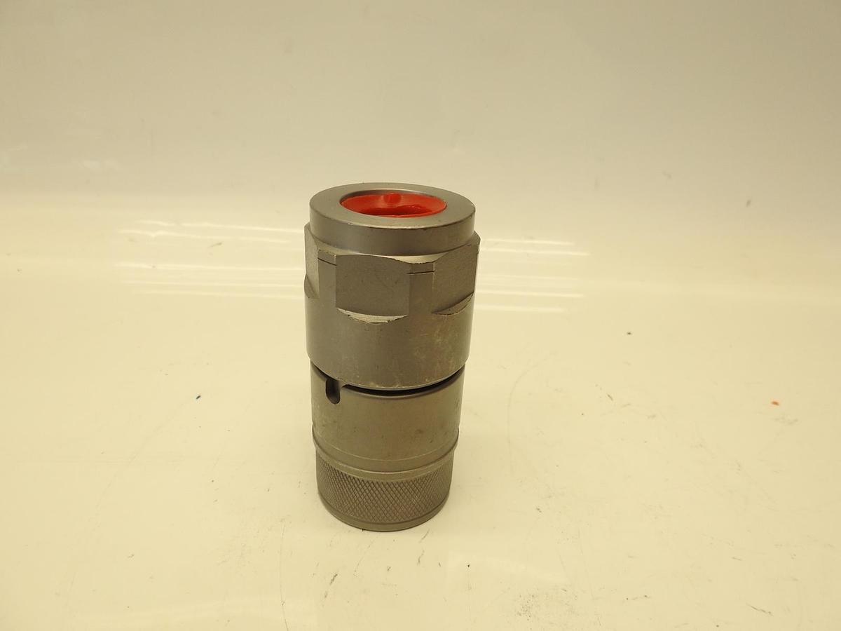 Holmbury HQ19-F-12S - 3/4" No Spill Coupler Female 3/4"