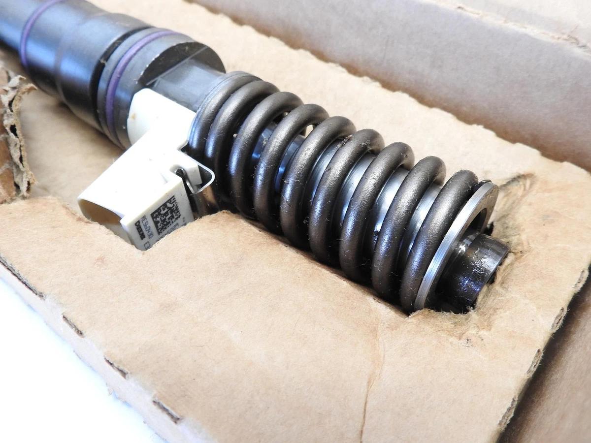 ASIS CORE Oem John Deere RE560656 Fuel Injector