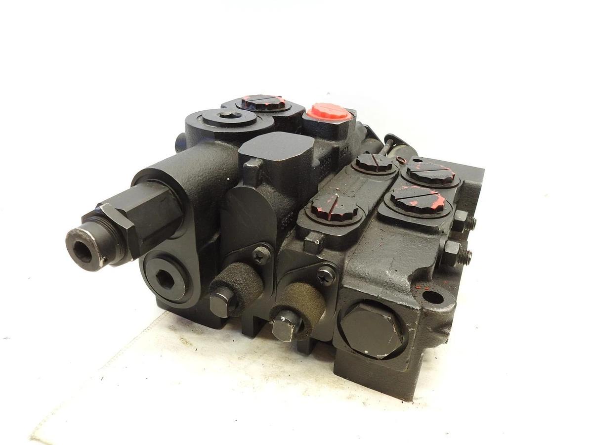 New Genuine Wastebuilt Mcneilus Hydraulic Valve, VF35 2 Section G Dump-Trailer