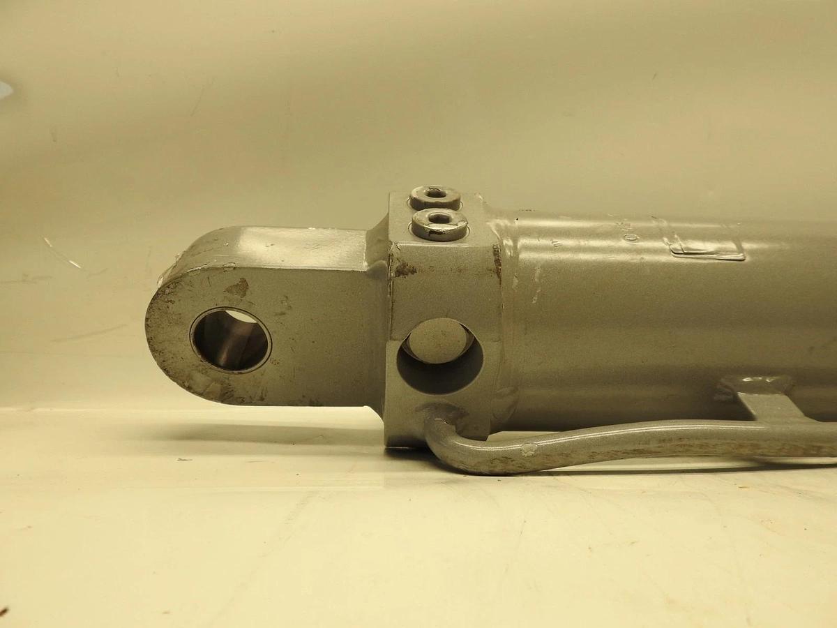 New Genuine Teupen Hydraulic Cylinder 035.38.23 203409  23-45001/19 Coating Cyli