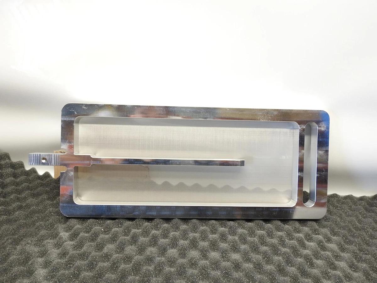 New Telsonic Ultrasonics SI23-0084-01 767000759 Sieb 420x175x20 Mit Austrag SLM