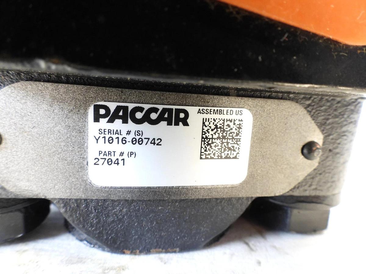 New Oem Paccar Hydraulic Gear Motor Splined Shaft 27041