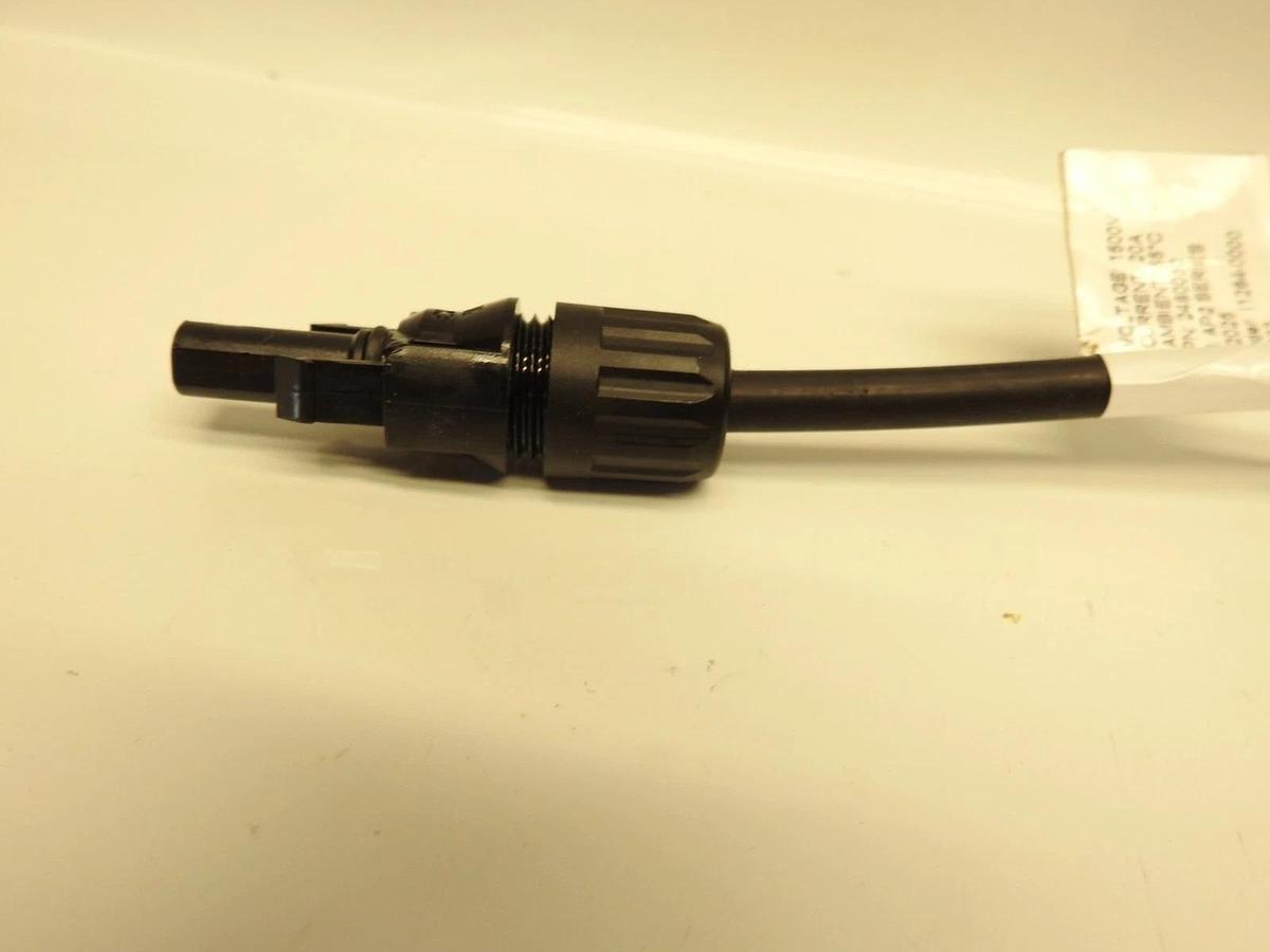 TPI 215220 AmPhenol 2480030 Solar Panel Inline Fuse