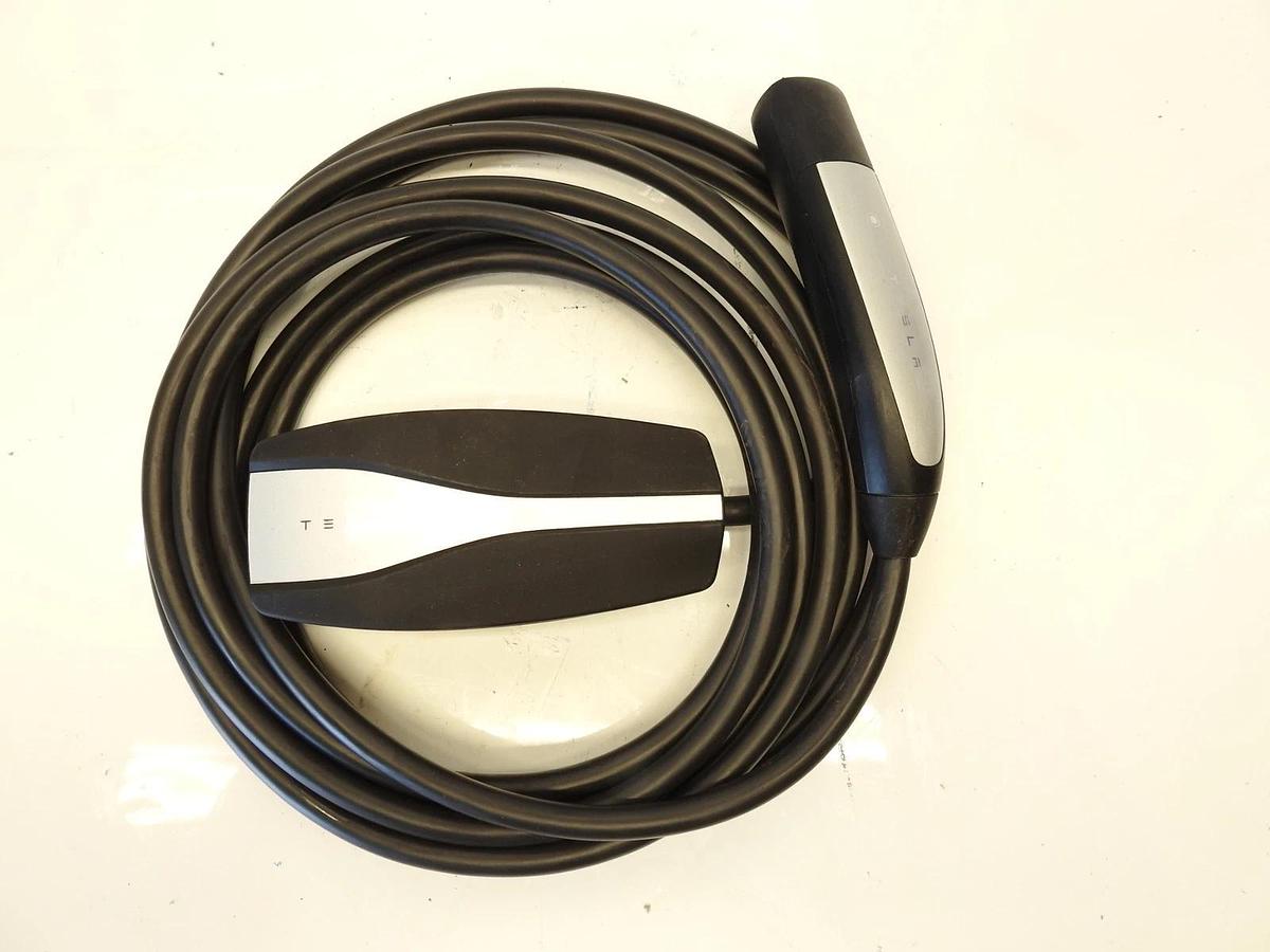 Tesla Model 3 Y S X Gen 2 Mobile Connector | 1101789-00-M | Genuine OEM | Black | Protective Function | ABS Plastic