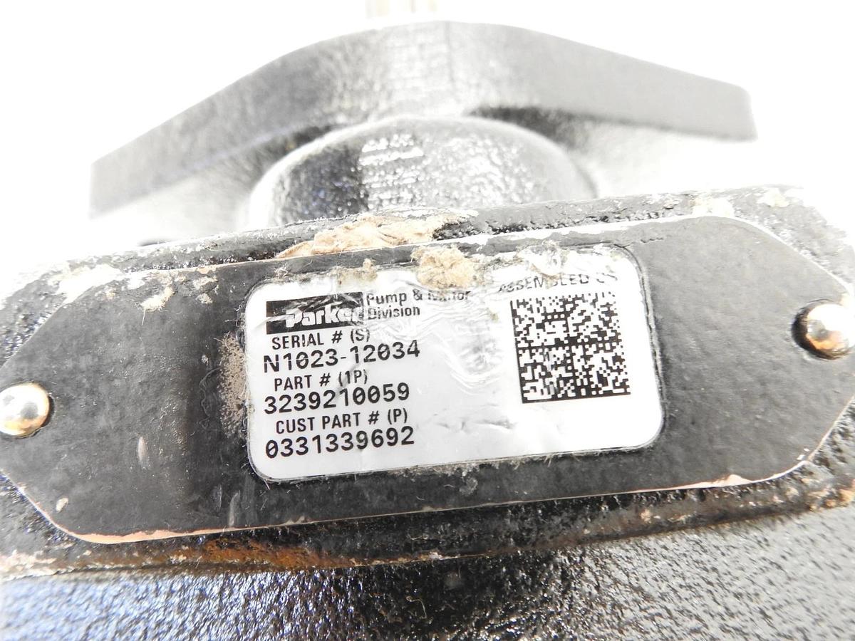 New Oem John Deere Hydraulic Motor 0331339692 Parker 3239210059