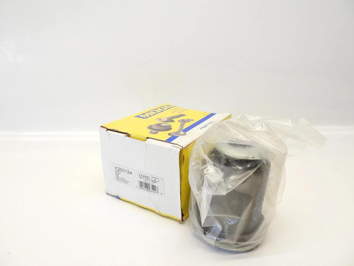 Moog  Front Lower Control Arm Bushings for Toyota Tundra 2000-06 Sequoia 01-07