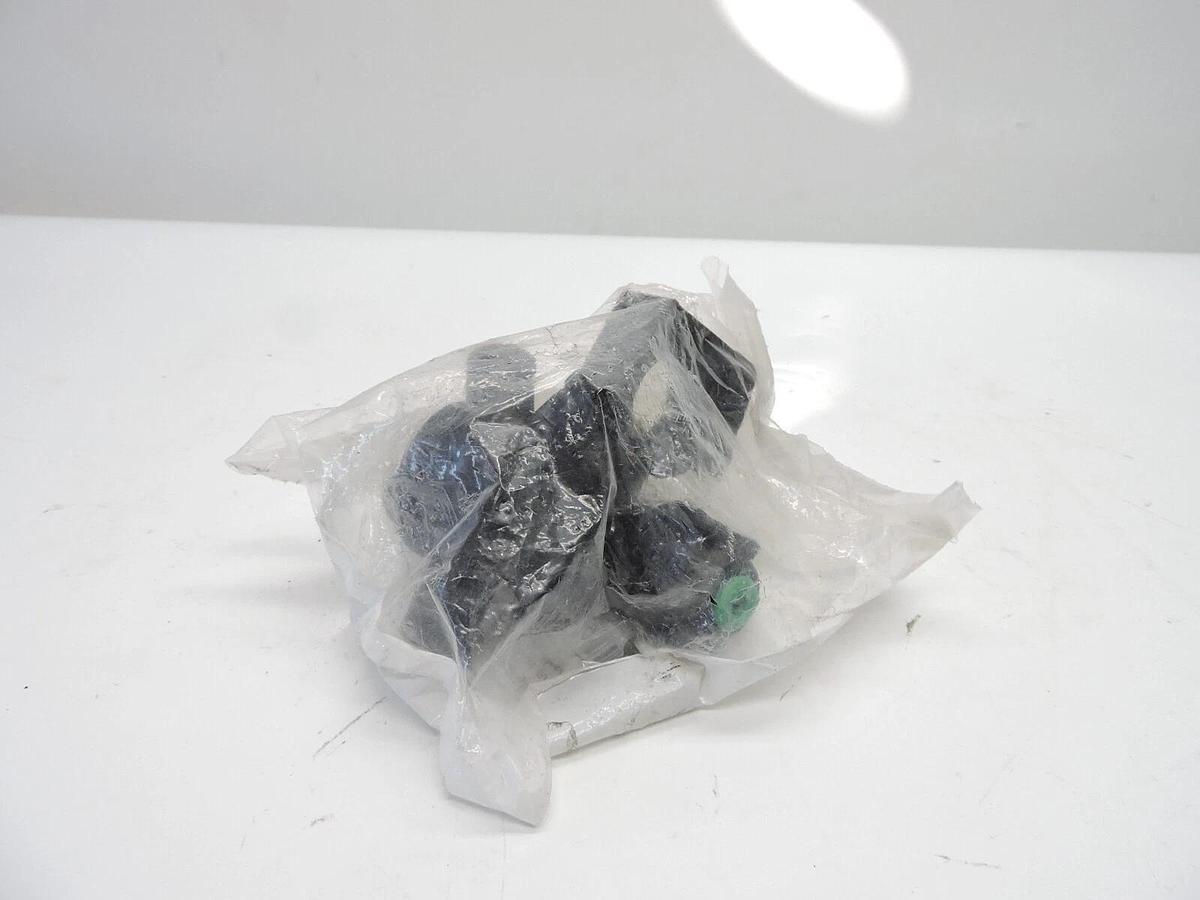 John Deere Original Equipment Nozzle #AN305432