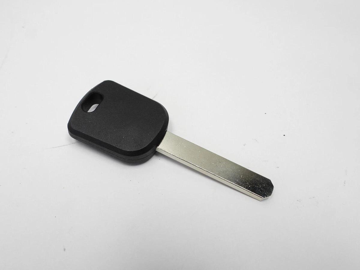 Lot Of 25 New Uncut Black Car Keys B-00015 46.00 mm Shaft 3mm Thick